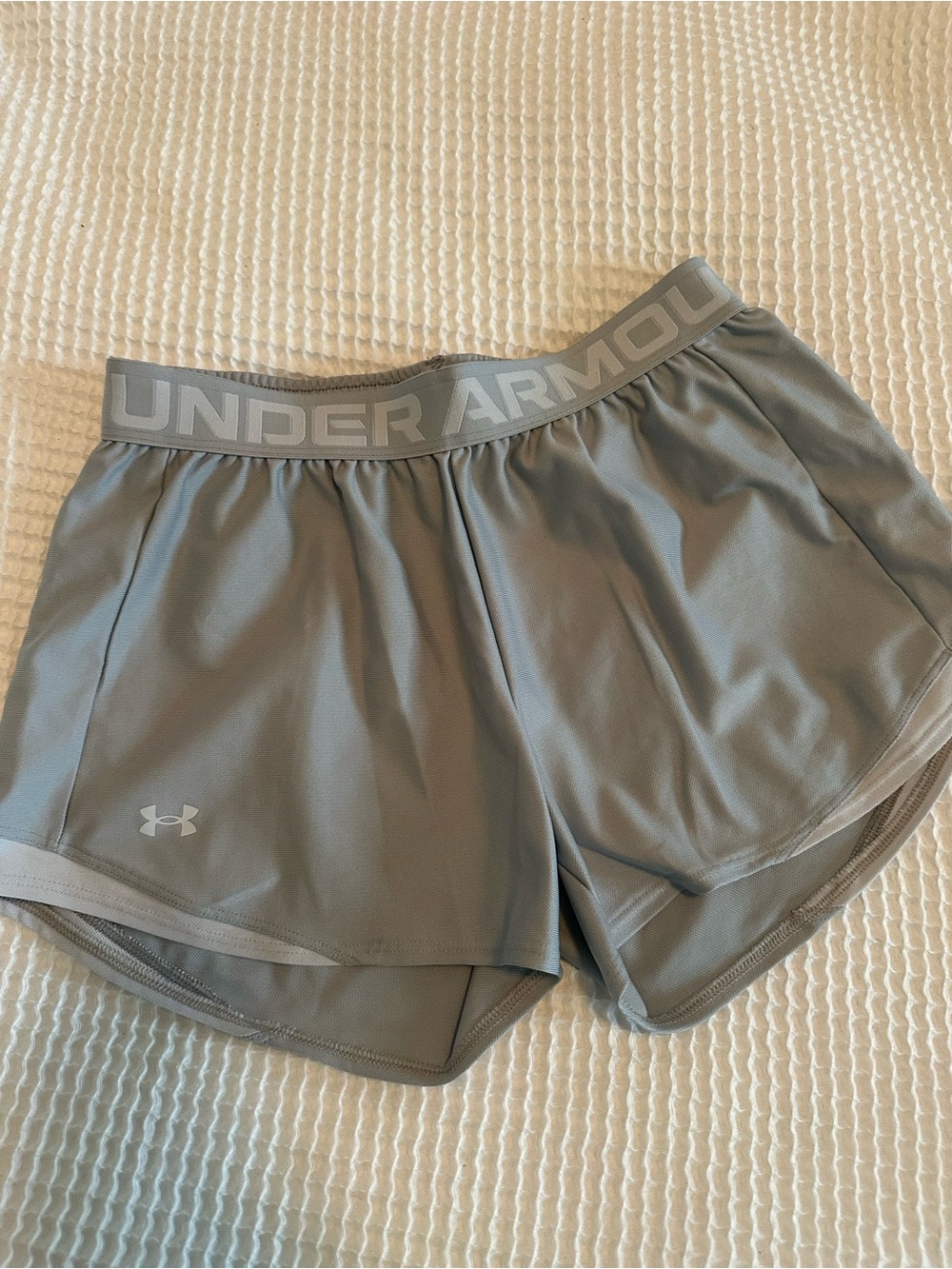 Under Armour Women’s Gray Performance Shorts